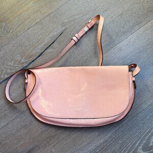 Kenneth Cole - Pale pink crossbody purse